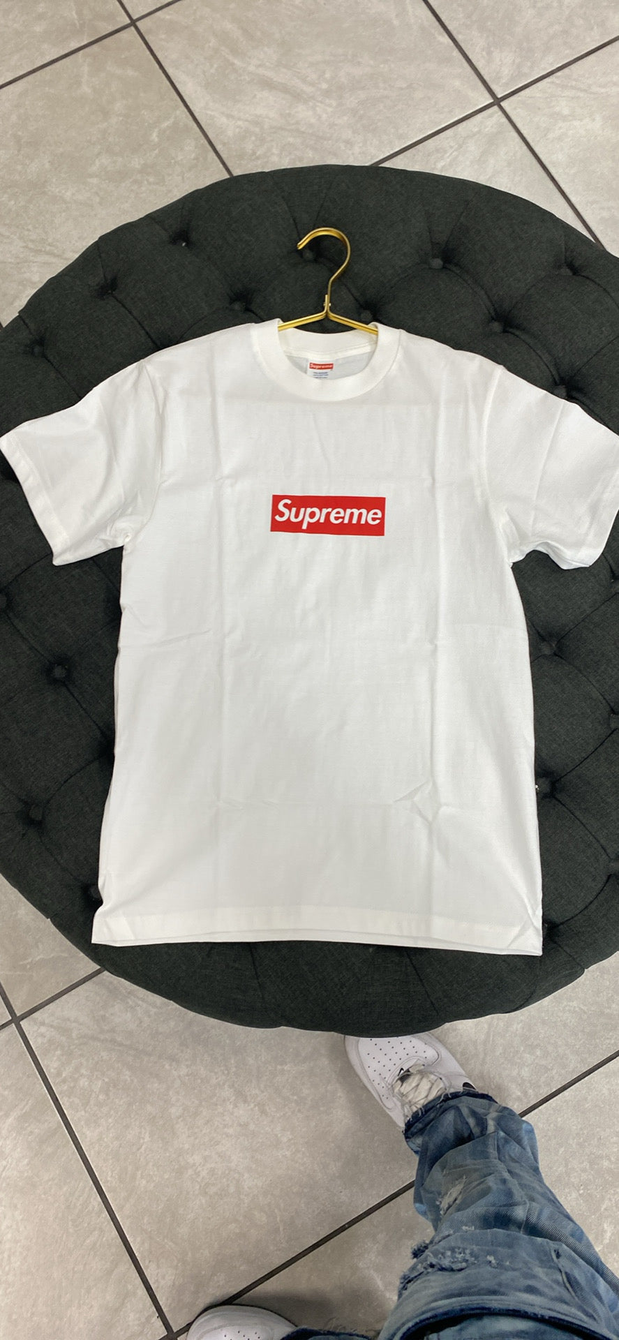 Supreme White T-shirt (C)