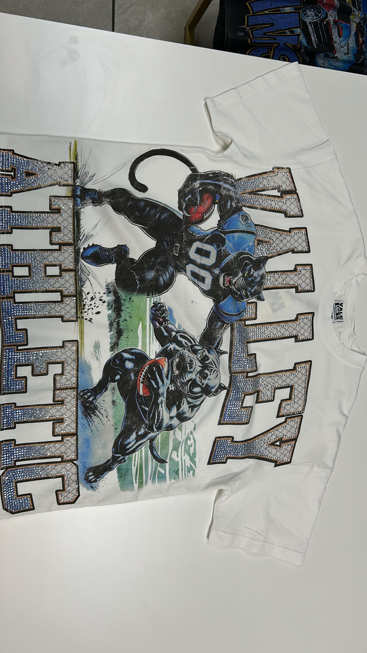 Vale USA - white valley athlete Tee