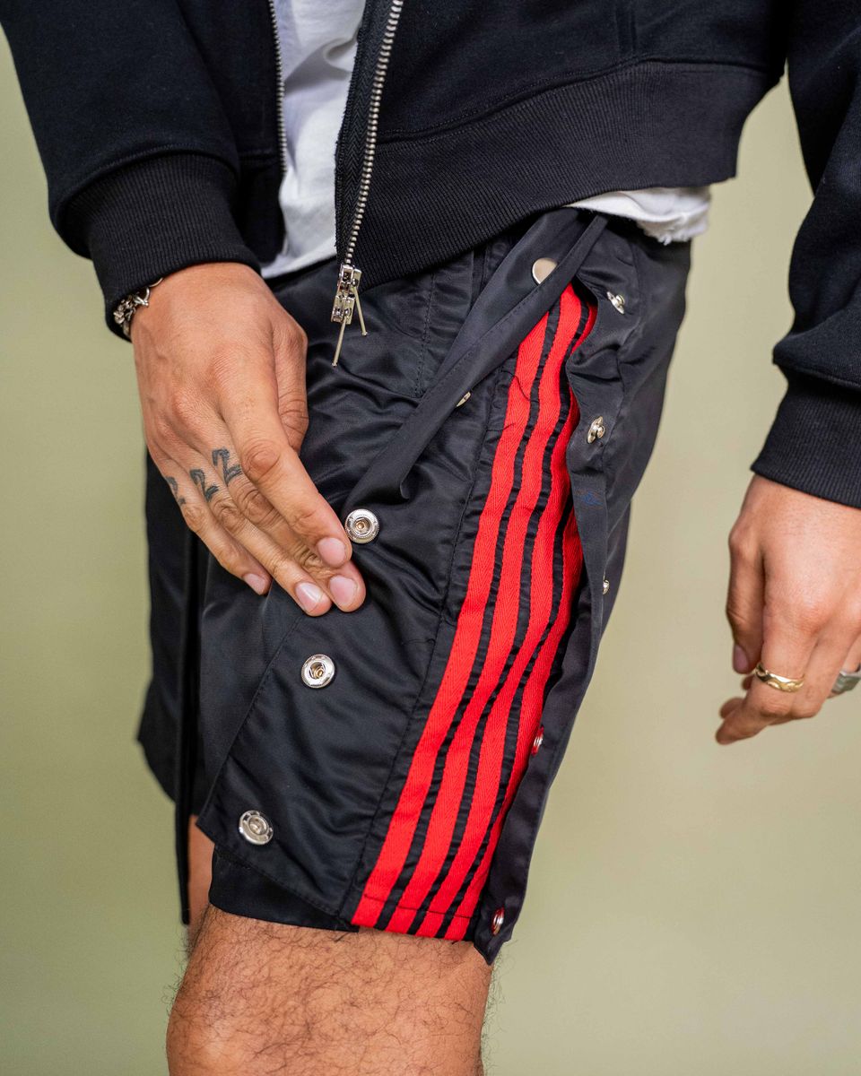 Eptm - black snappy track shorts