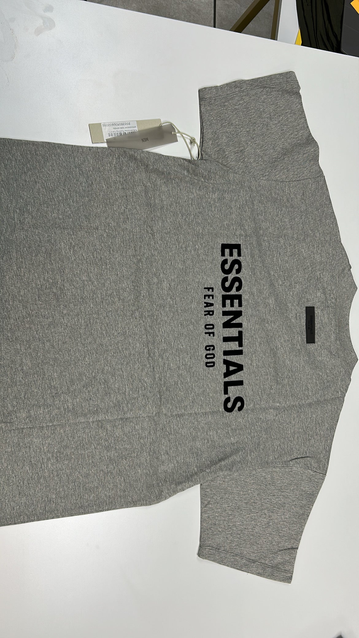 Essential - dark oatmeal Tee